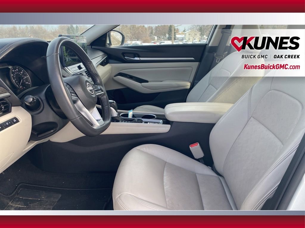 Used 2024 Nissan Altima 2.5 SL image 11