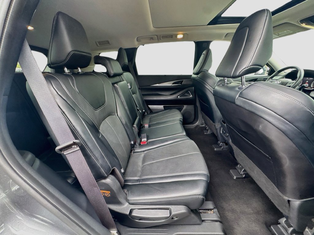 Certified 2023 INFINITI QX60 Luxe w/ Vision Package AWD/4WD image 31