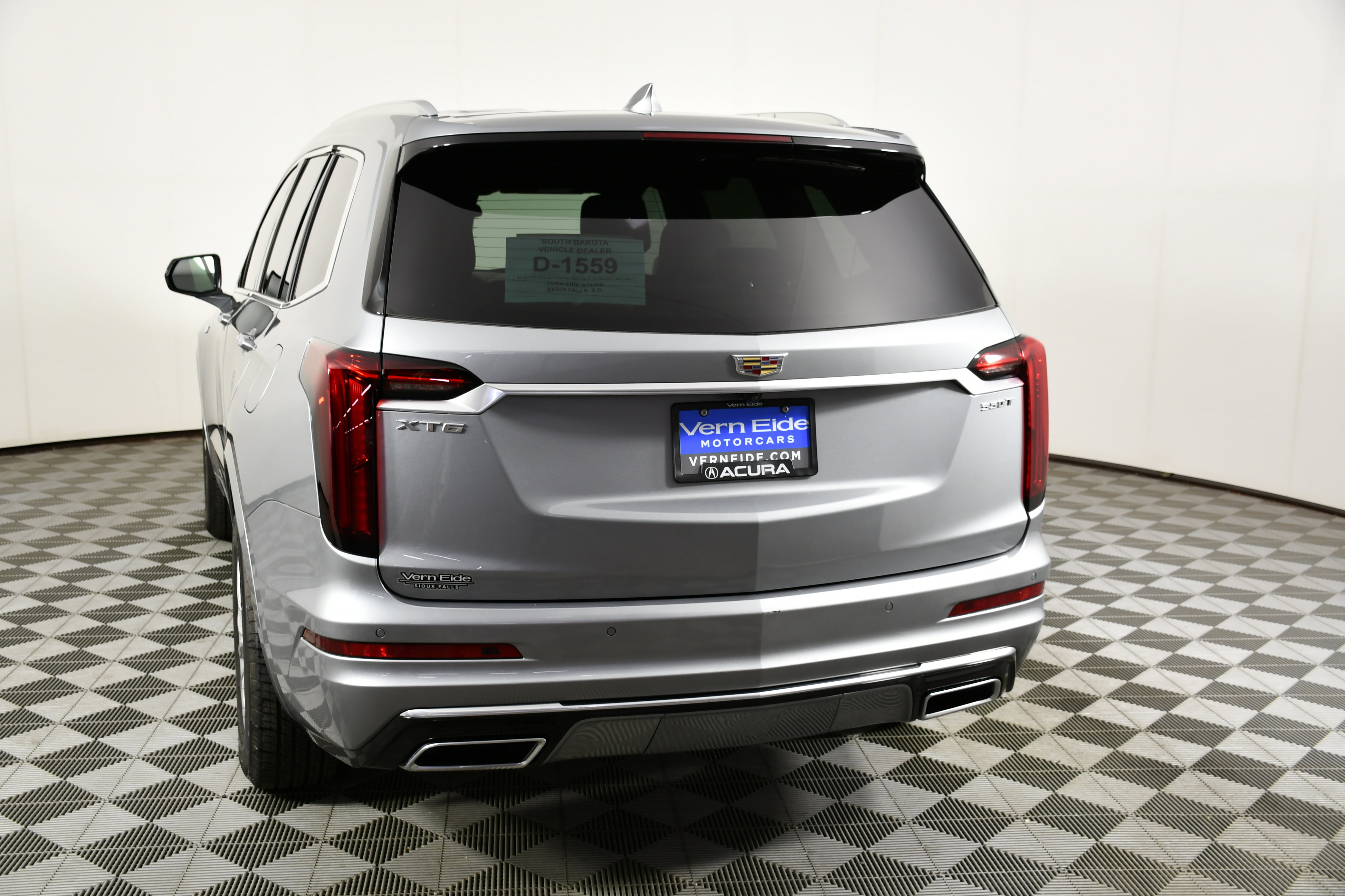 Used 2025 Cadillac XT6 Luxury image 7