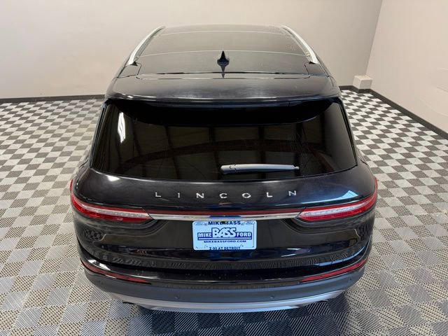 Used 2022 Lincoln Corsair AWD w/ Premium Package image 11