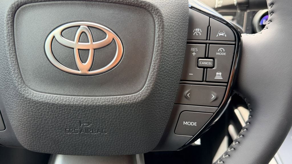 New 2026 Toyota C-HR AWD/4WD image 23