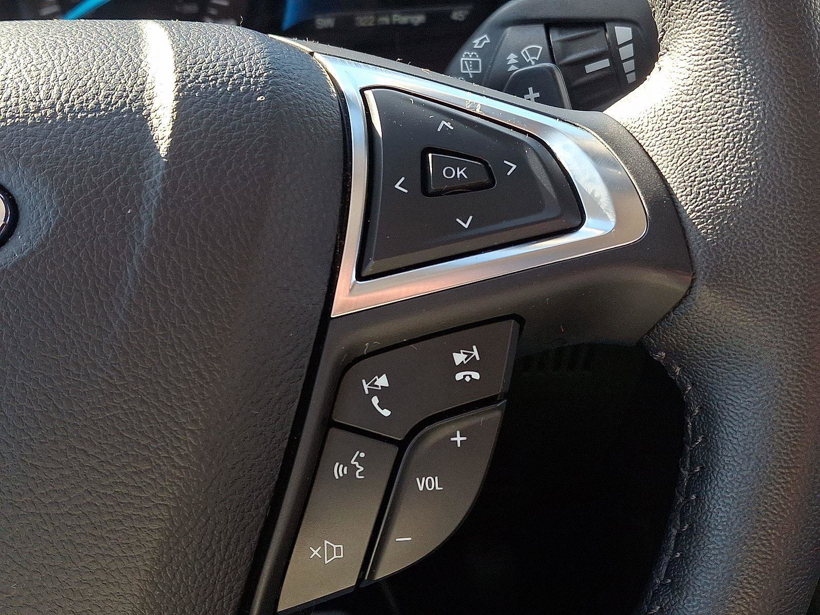 Used 2022 Ford Edge SEL w/ Convenience Package image 22