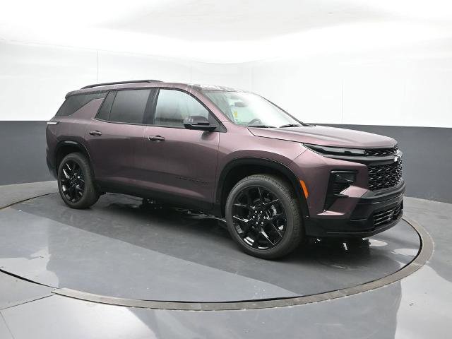 New 2026 Chevrolet Traverse RS w/ LPO, Floor Liner Package image 7