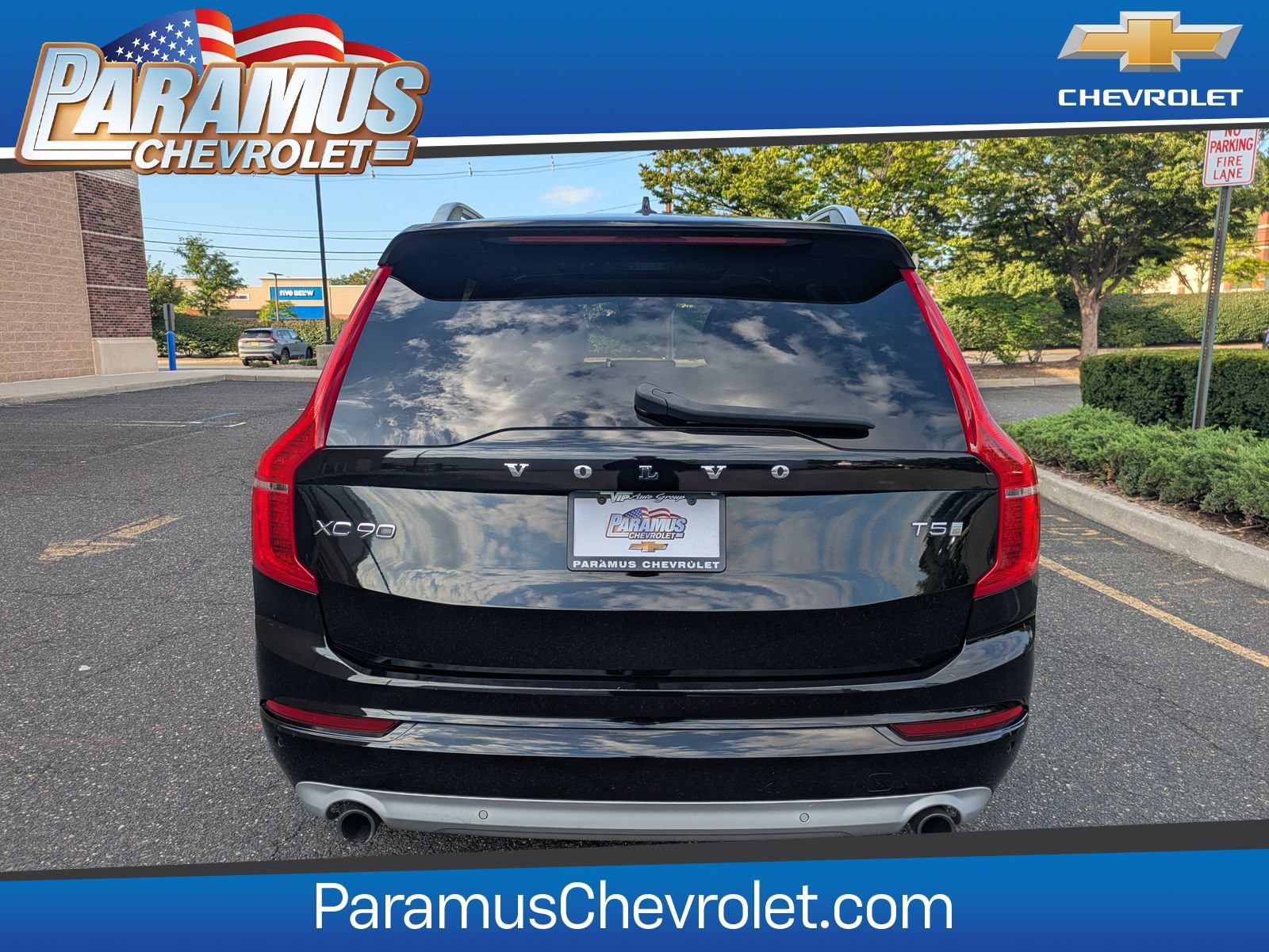 Used 2019 Volvo XC90 T5 Momentum w/ Multimedia Package AWD/4WD image 7