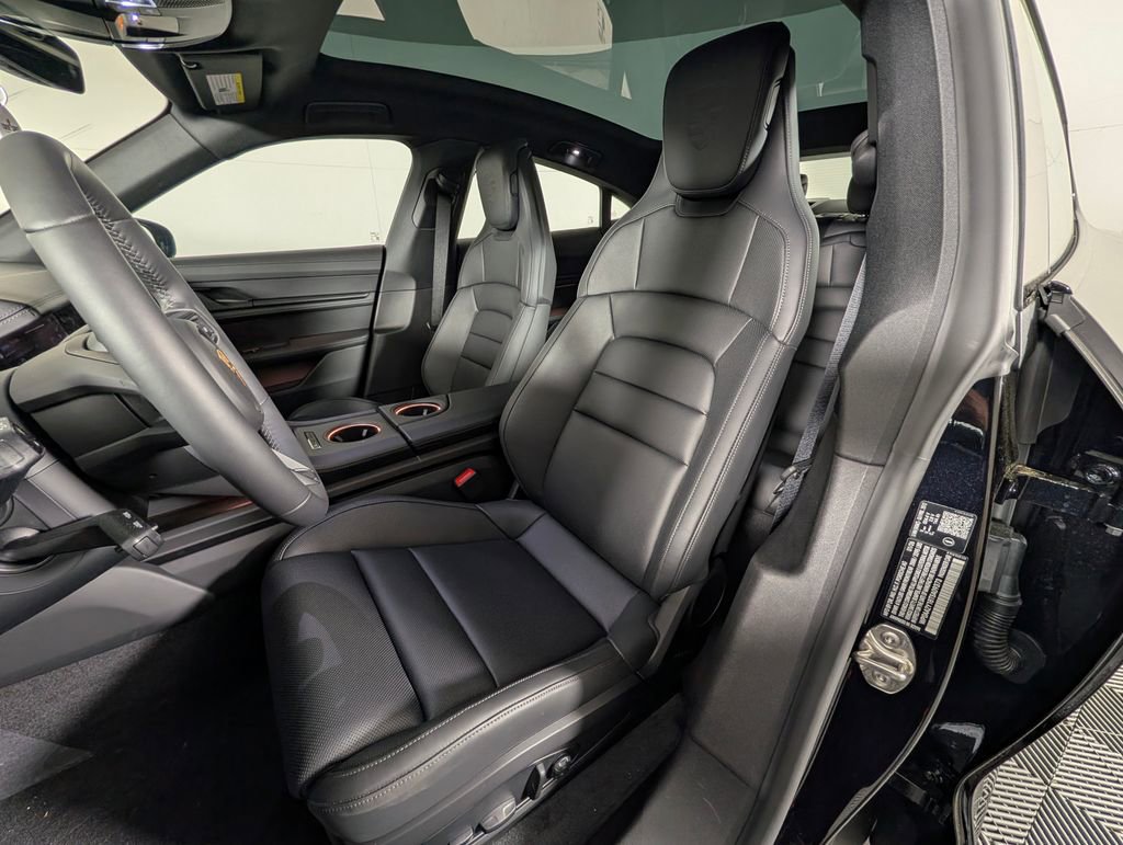 New 2026 Porsche Taycan image 5