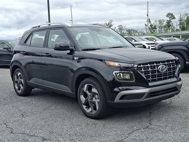New 2026 Hyundai Venue SEL FWD image 6