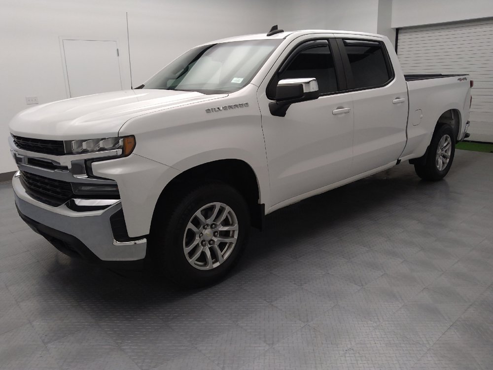 Used 2020 Chevrolet Silverado 1500 LT w/ All-Star Edition AWD/4WD image 2