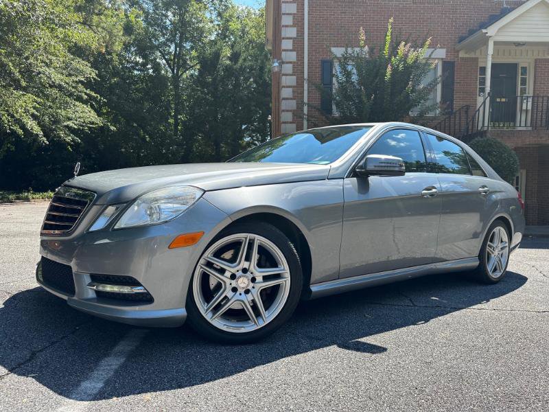 Used 2013 Mercedes-Benz E 350 4MATIC Sedan image 1