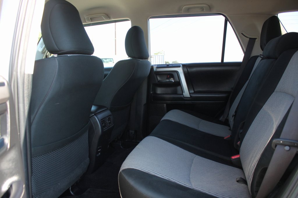 Used 2018 Toyota 4Runner SR5 image 7