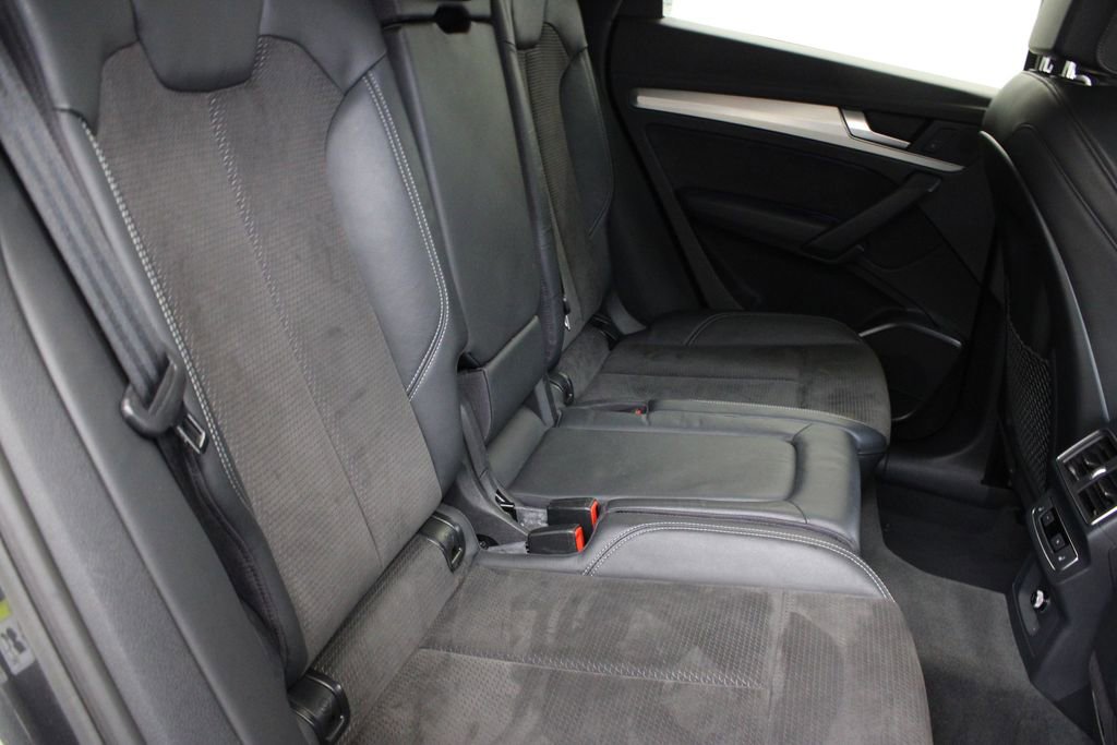 Used 2018 Audi SQ5 Premium Plus AWD/4WD image 22