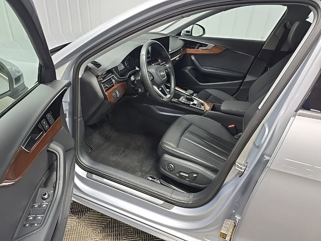 Used 2024 Audi A4 2.0T Premium image 29