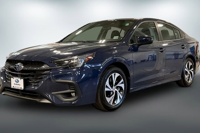 Used 2025 Subaru Legacy Premium AWD/4WD image 3