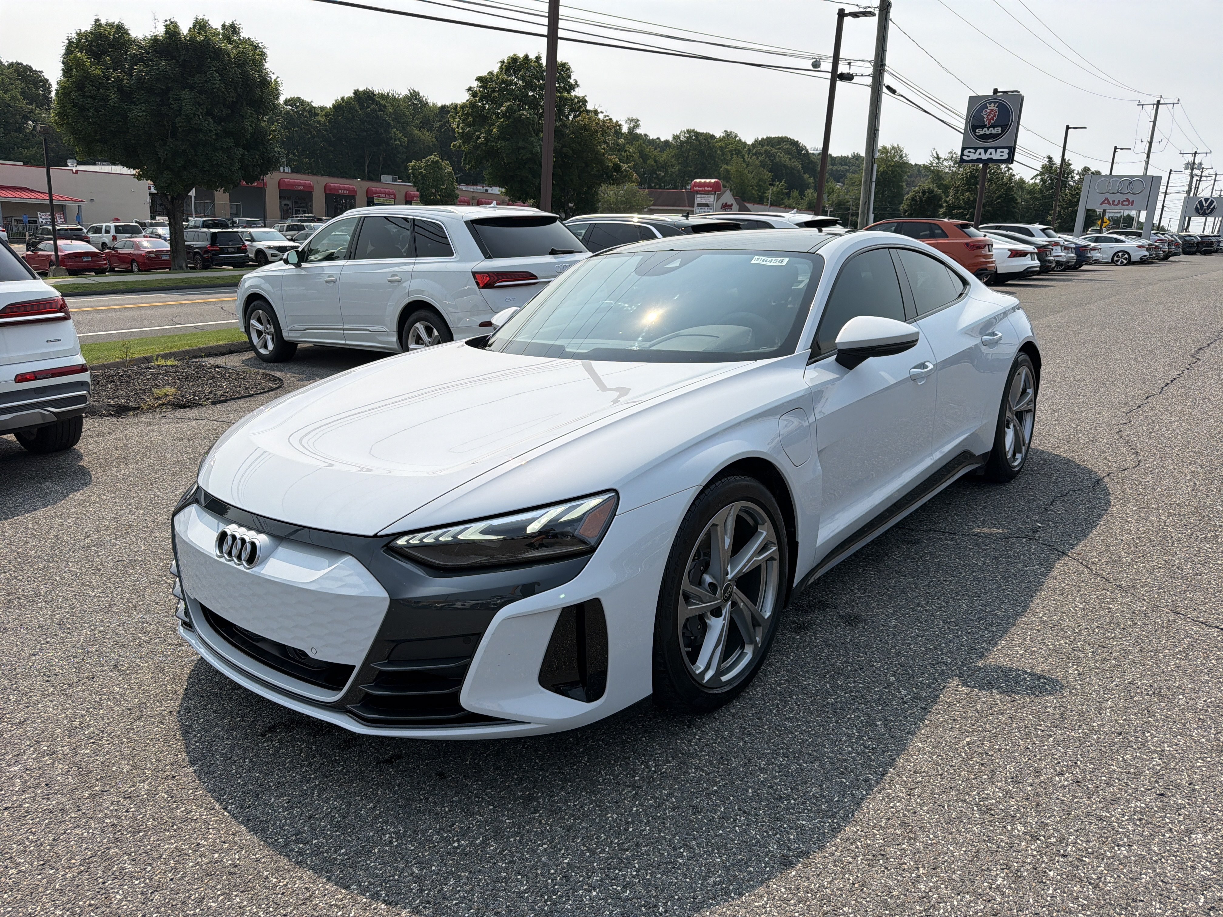 Certified 2024 Audi e-tron GT Premium Plus w/ Executive Package AWD/4WD image 3