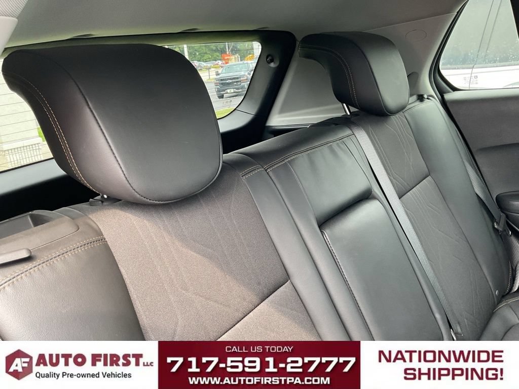 Used 2022 Chevrolet Trax LT w/ LT Convenience Package AWD/4WD image 16