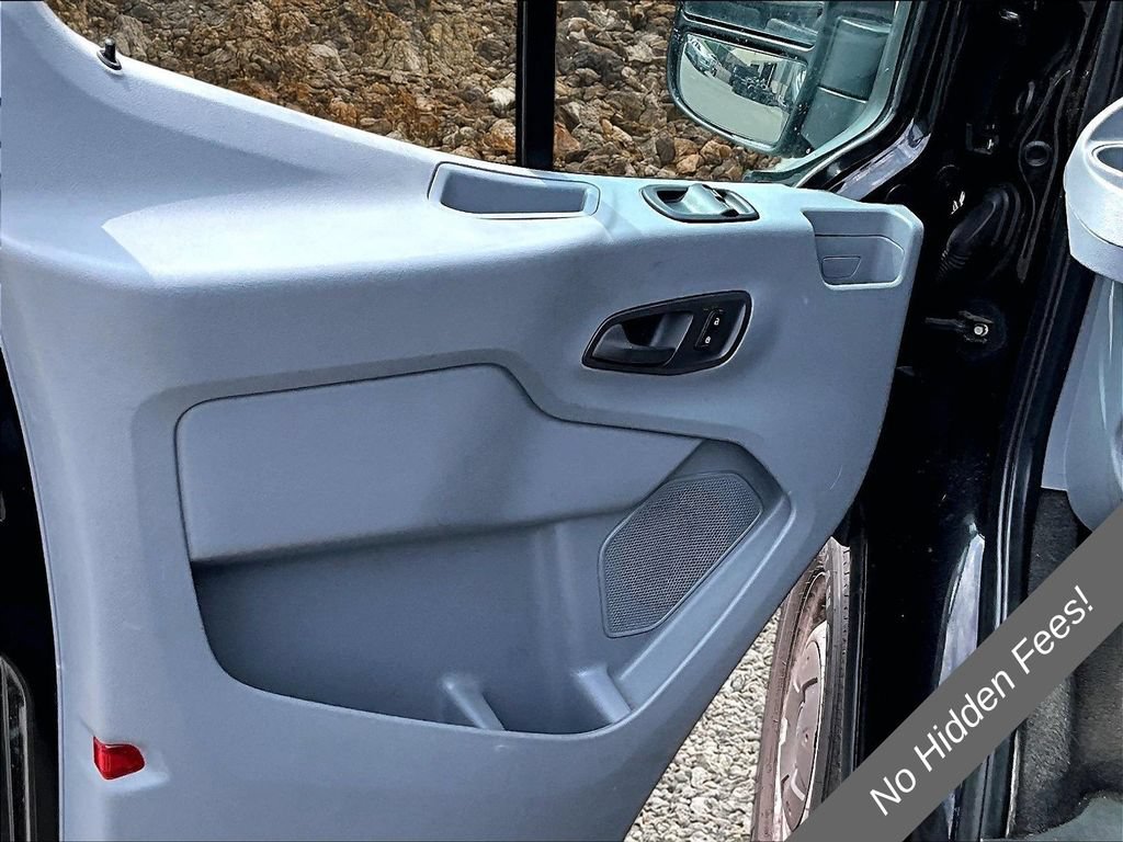 Used 2018 Ford Transit 150 XL RWD image 21