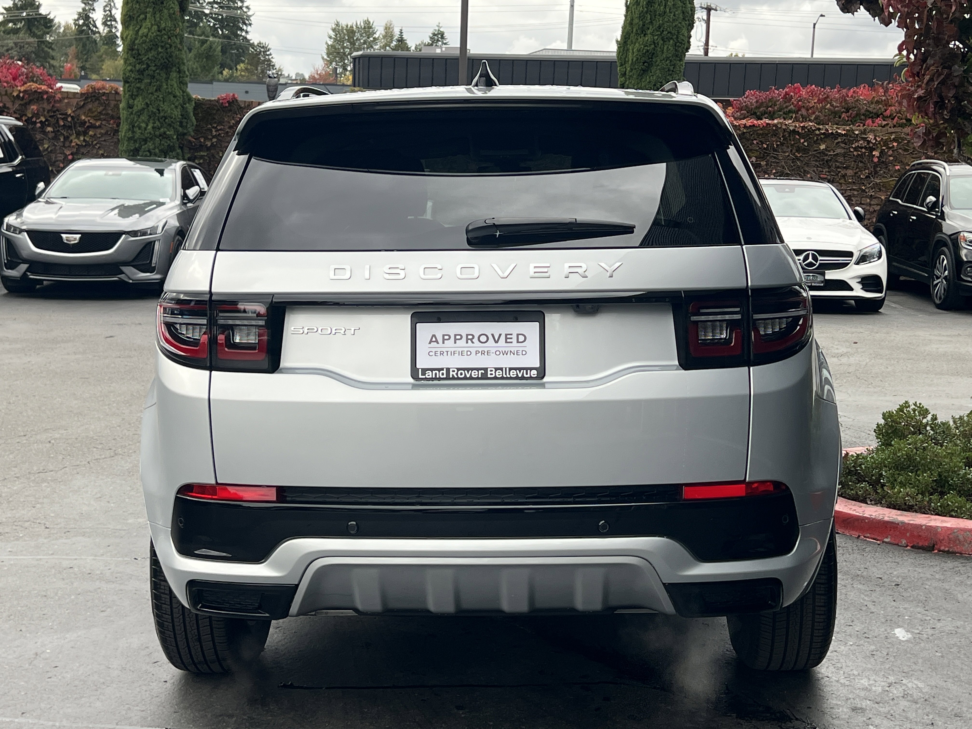 Certified 2024 Land Rover Discovery Sport S image 7