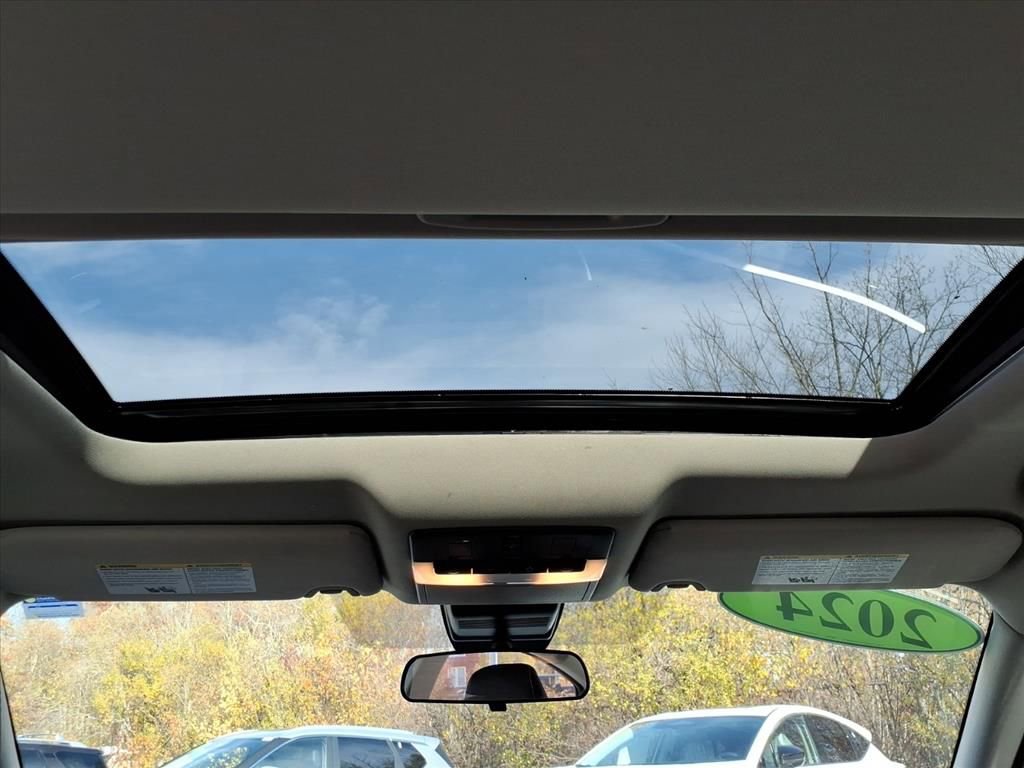 Used 2024 Nissan Altima 2.0 SR image 16