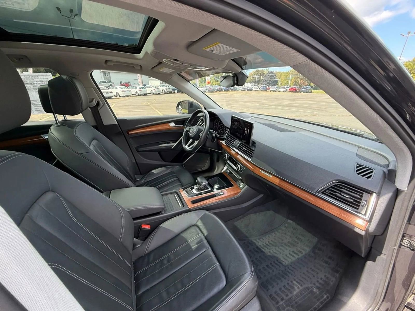 Used 2021 Audi Q5 2.0T Premium Plus w/ Premium Plus Package AWD/4WD image 15