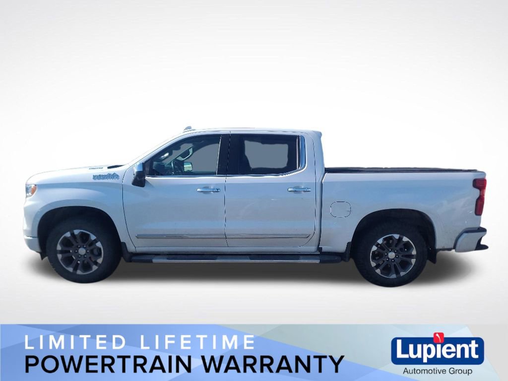 Used 2024 Chevrolet Silverado 1500 High Country w/ Technology Package AWD/4WD image 7