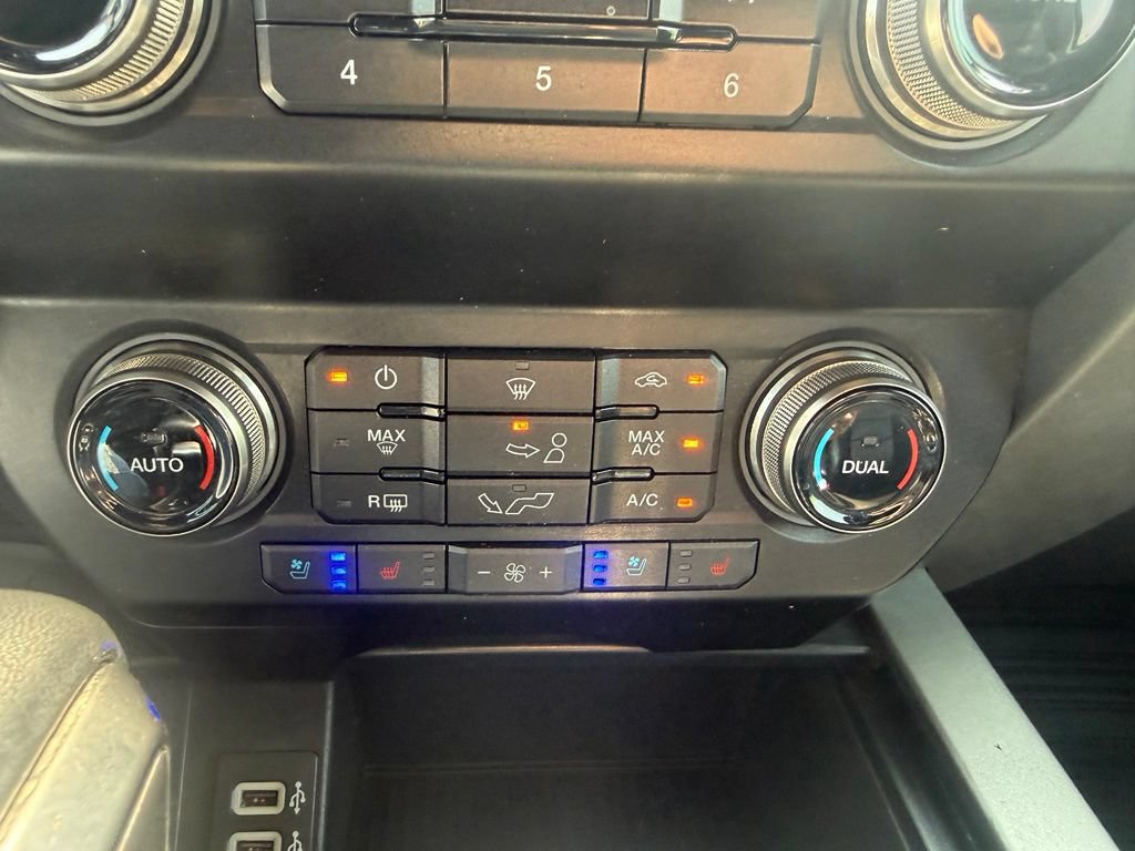 Used 2019 Ford F150 Raptor w/ Equipment Group 802A Luxury AWD/4WD image 33