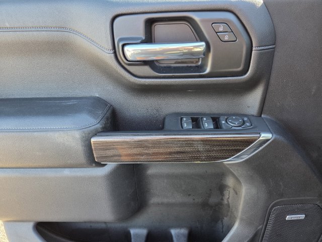 Used 2019 Chevrolet Silverado 1500 LT Trail Boss AWD/4WD image 18