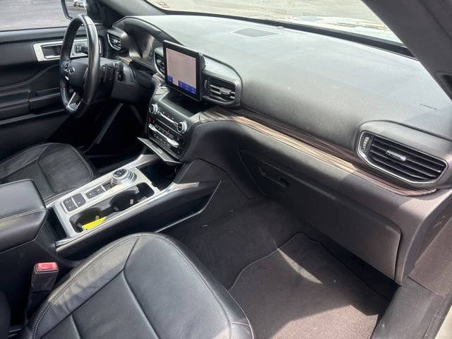Used 2020 Ford Explorer Limited w/ Hybrid Equipment Group 310A RWD image 14