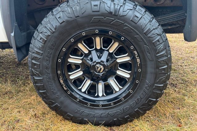 Used 2017 GMC Sierra 2500 SLE w/ SLE Preferred Package image 16