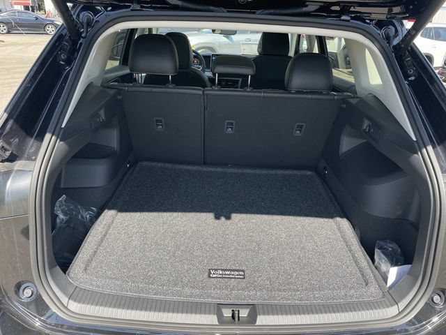 New 2026 Volkswagen Tiguan SE AWD/4WD image 25