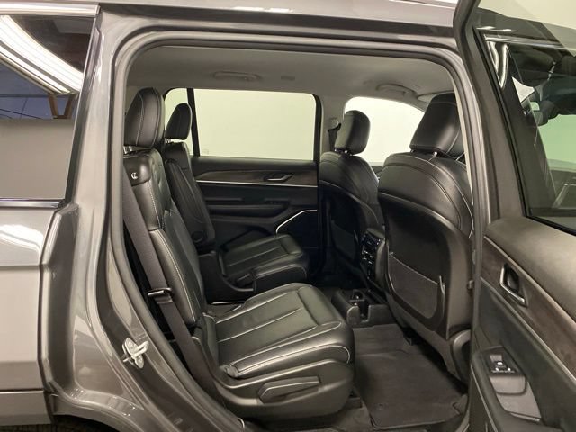 Used 2022 Jeep Grand Cherokee L Limited AWD/4WD image 41