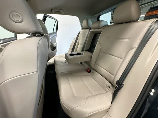 Used 2019 Volkswagen Golf SE FWD image 19