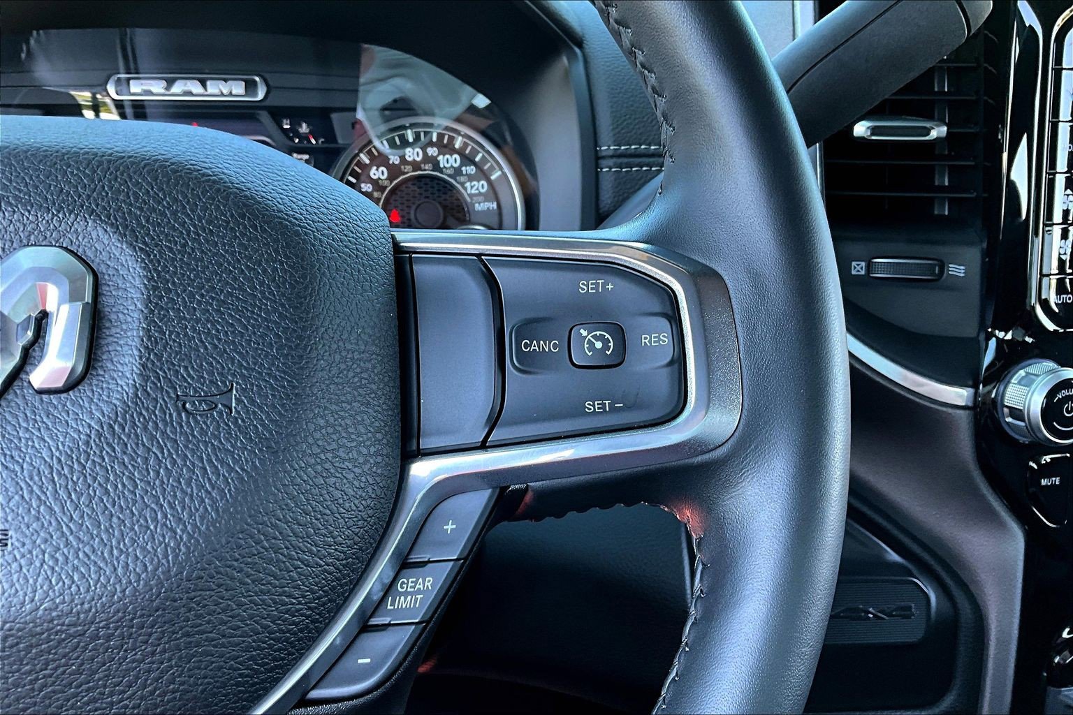 Used 2024 RAM 3500 Laramie w/ Night Edition AWD/4WD image 13