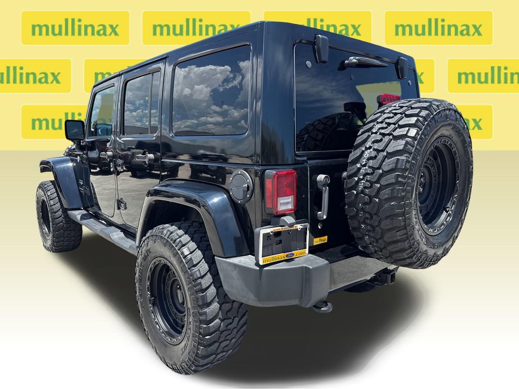 Used 2018 Jeep Wrangler Unlimited Sahara w/ Connectivity Group AWD/4WD image 8