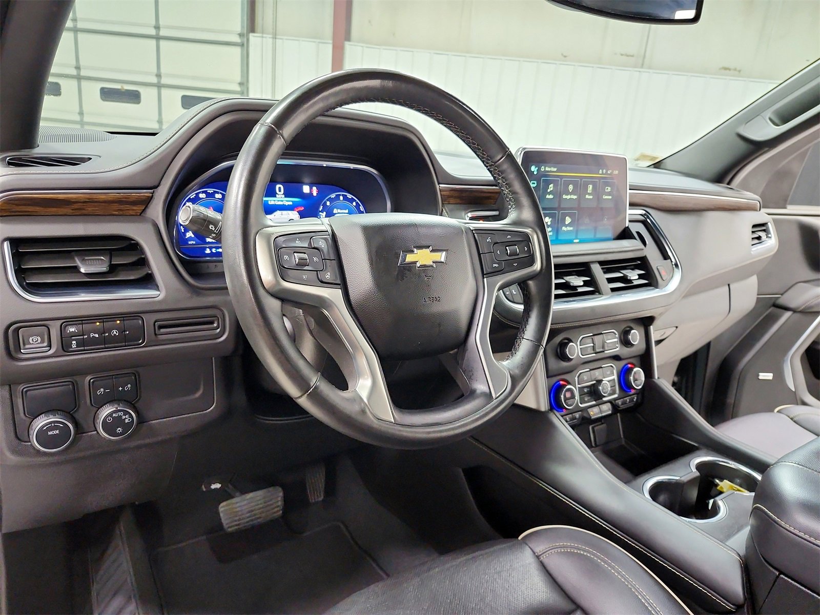 Used 2023 Chevrolet Tahoe Premier image 18