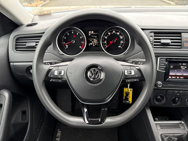 Used 2016 Volkswagen Jetta S image 53