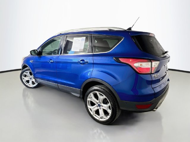 Used 2018 Ford Escape Titanium w/ Ford Safe & Smart Package FWD image 6