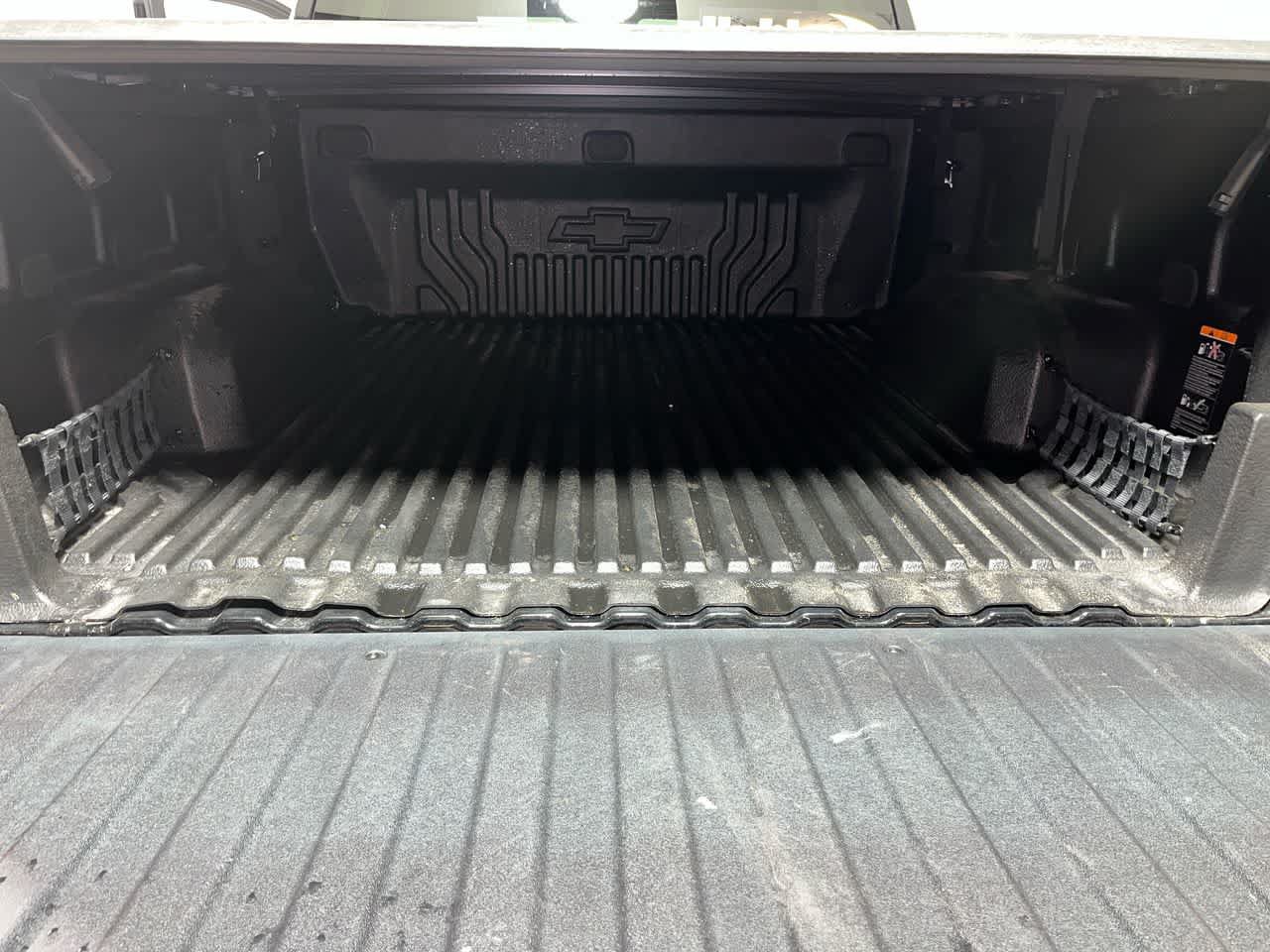 Used 2024 Chevrolet Silverado 1500 LT AWD/4WD image 28