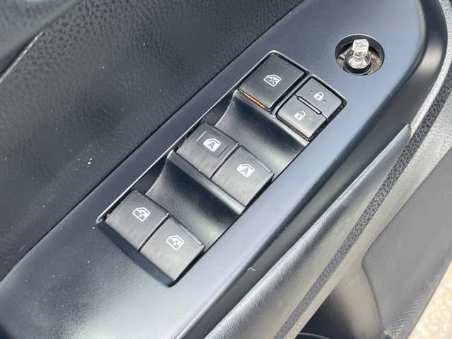 Used 2019 Toyota Highlander SE AWD/4WD image 17