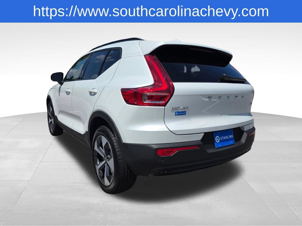 Used 2026 Volvo XC40 B5 Plus AWD/4WD image 37