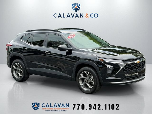 Used 2025 Chevrolet Trax LT w/ Driver Confidence Package FWD image 1