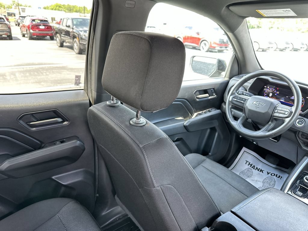 Used 2024 Chevrolet Colorado Trail Boss w/ Advanced Trailering Package AWD/4WD image 15