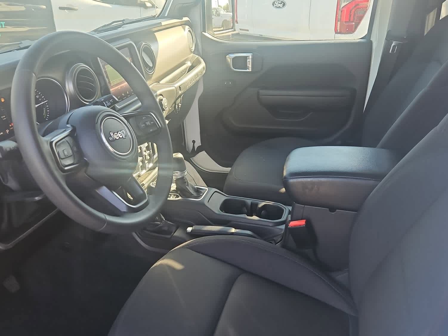 Used 2023 Jeep Wrangler Unlimited w/ 8.4" Radio Group AWD/4WD image 17