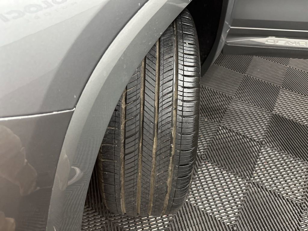 Used 2024 GMC Terrain Denali w/ Denali Premium Package image 43