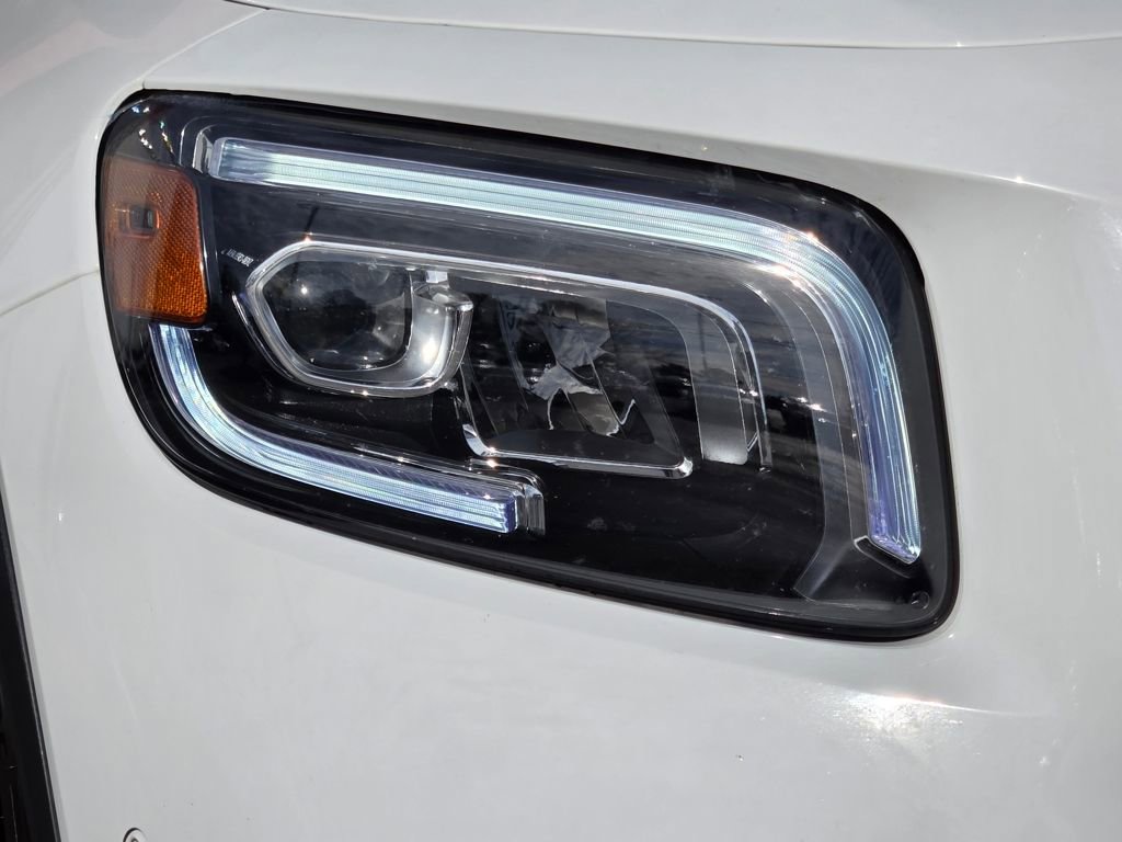 Used 2023 Mercedes-Benz GLB 250 image 16