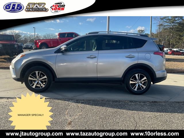 Used 2017 Toyota RAV4 XLE image 4