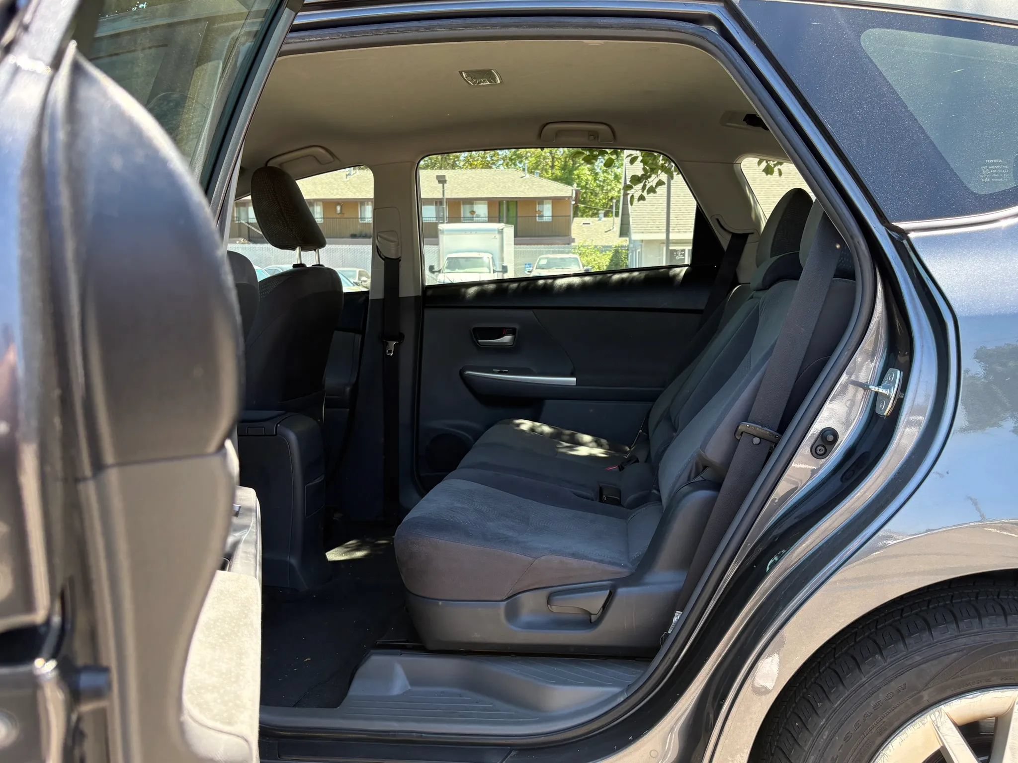 Used 2013 Toyota Prius V Two FWD image 11