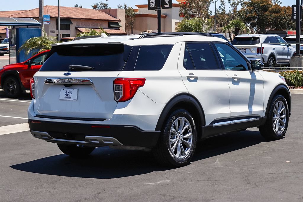 Used 2023 Ford Explorer XLT w/ Equipment Group 202A RWD image 5