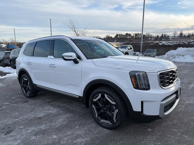New 2025 Kia Telluride S