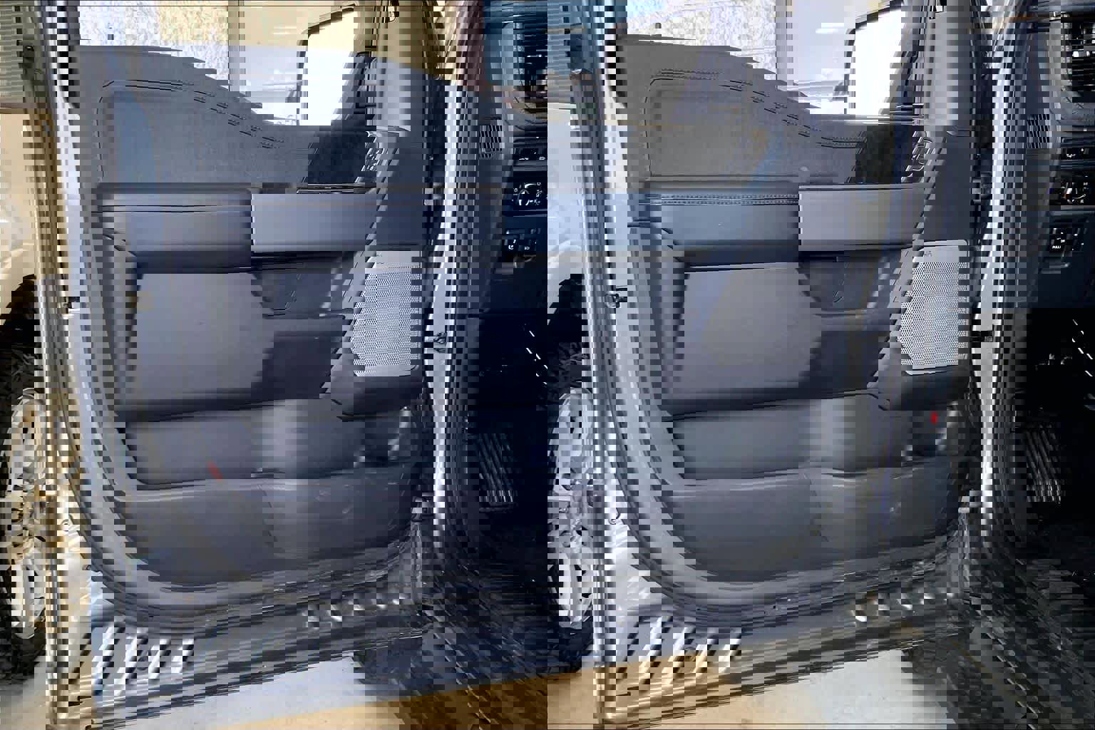 Used 2023 Ford F150 Lightning Lariat w/ Equipment Group 511A High AWD/4WD image 21