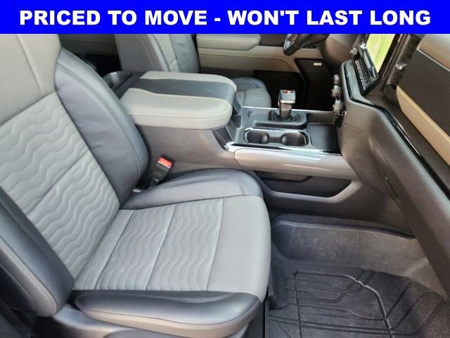 Used 2025 Chevrolet Silverado 1500 ZR2 w/ Technology Package image 20