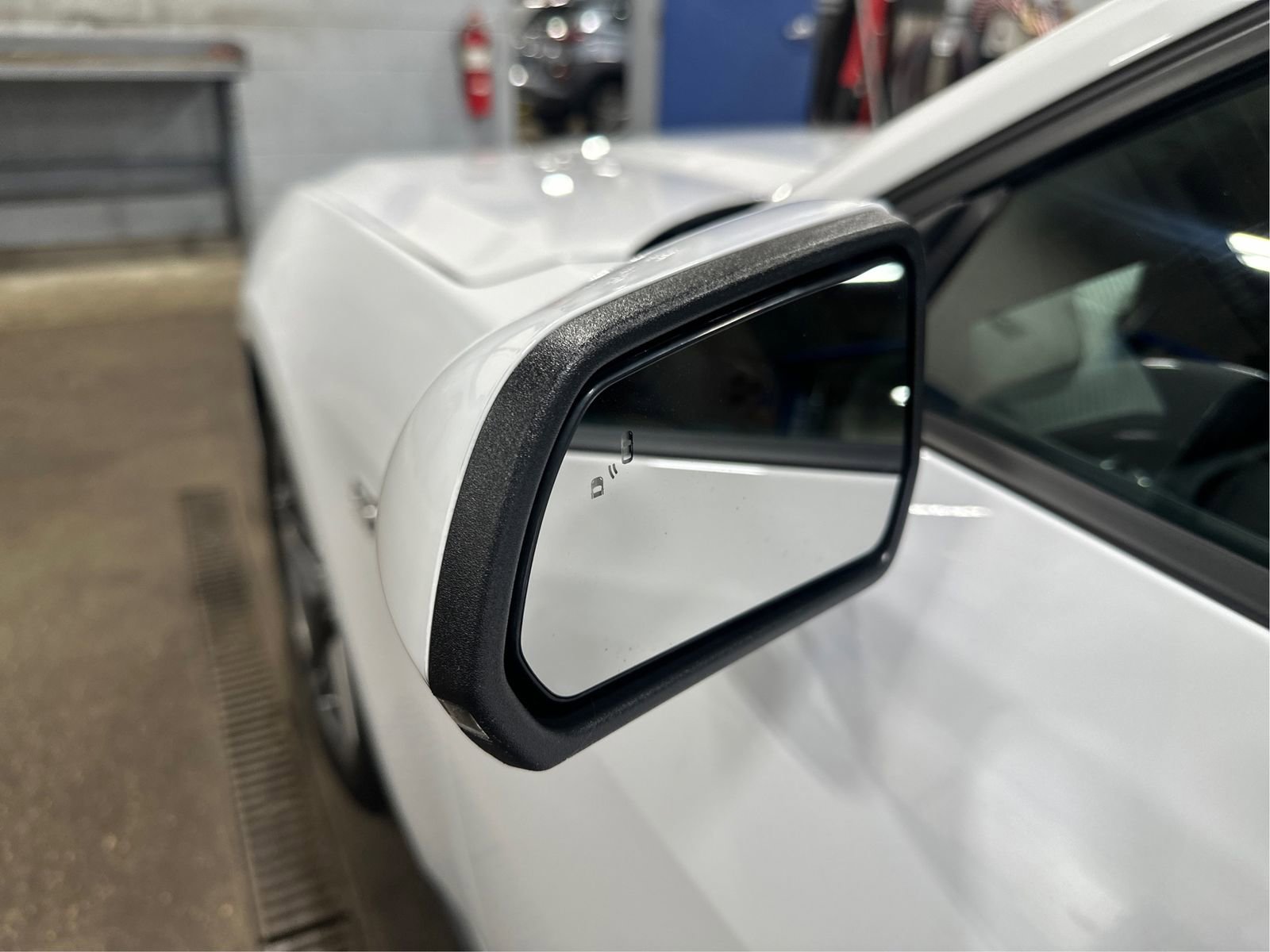 Used 2024 Ford Mustang GT Premium image 25